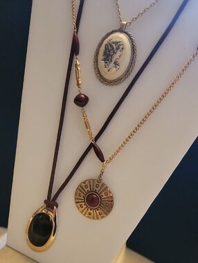 Sarah Coventry Lot 1970's 3 Necklaces